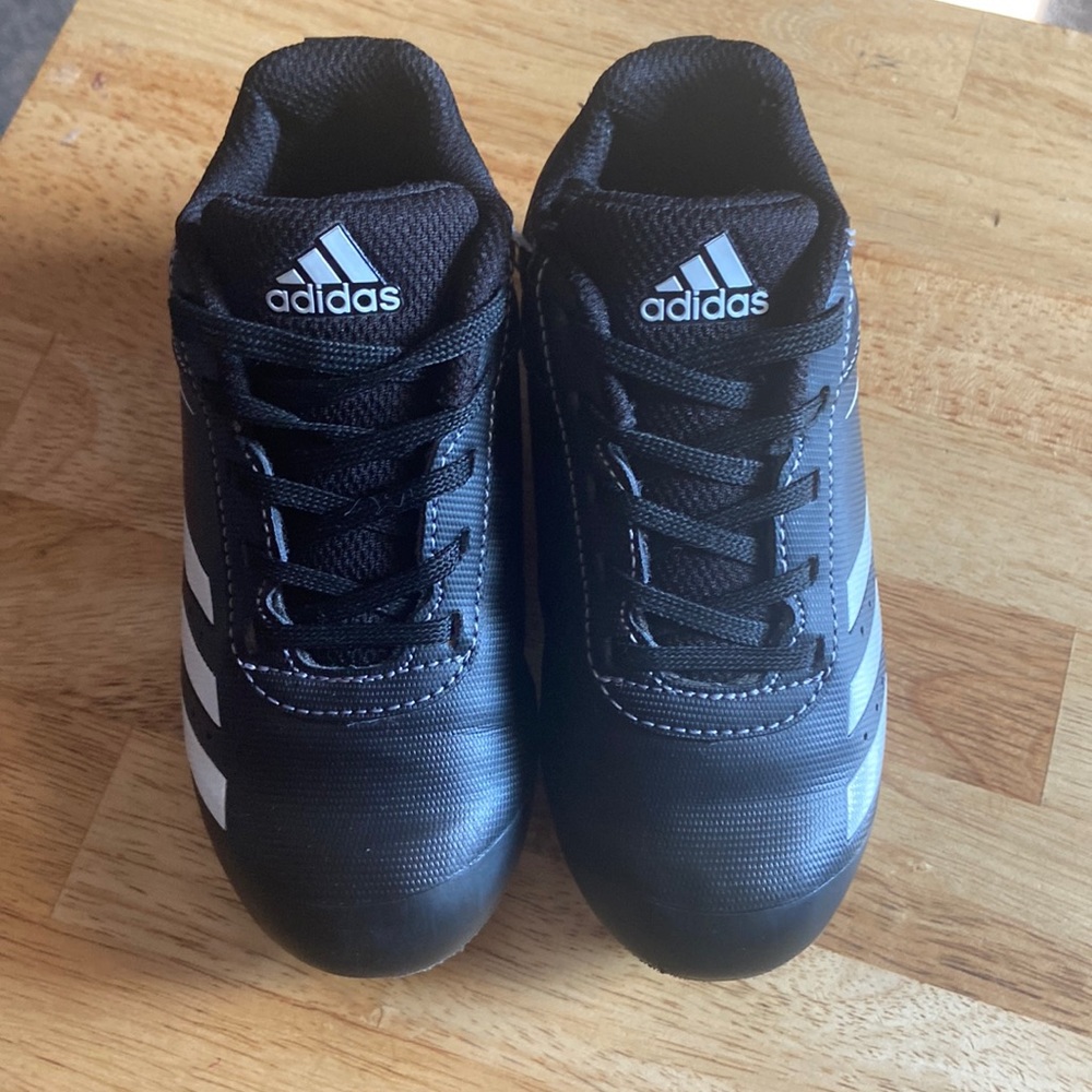 Adidas Kids' Baseball Cleats size 10/ black/white.